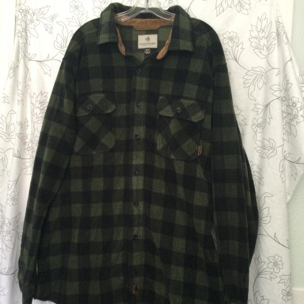 Legendary Whitetails Men’s Navigator Fleece Button Up Shirt